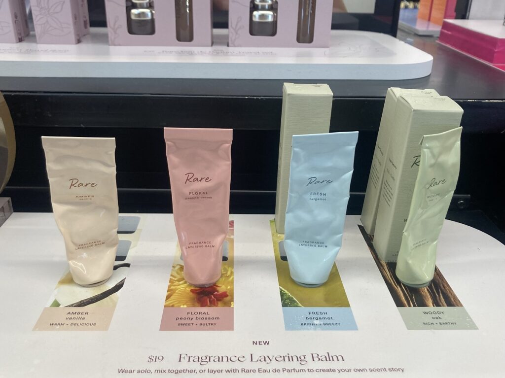 Fragrance Layering Balm 全4種 各￥3,300（＄19）